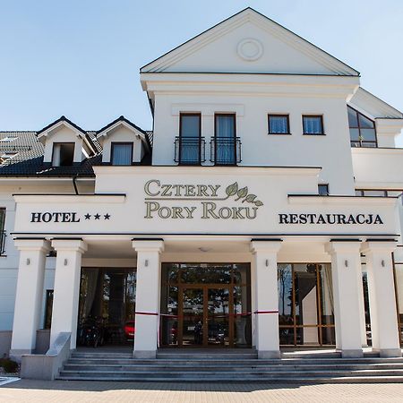 Hotel Cztery Pory Roku Bielsk Podlaski Exterior foto